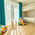 Beachside 4*