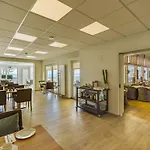 Hotel Beachside 4*