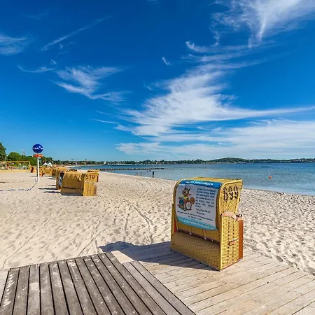 酒店 Beachside 4*