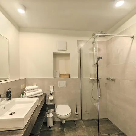 Beachside Hotel 4*
