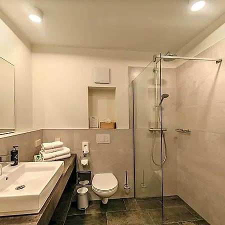 Beachside Hotel 4*