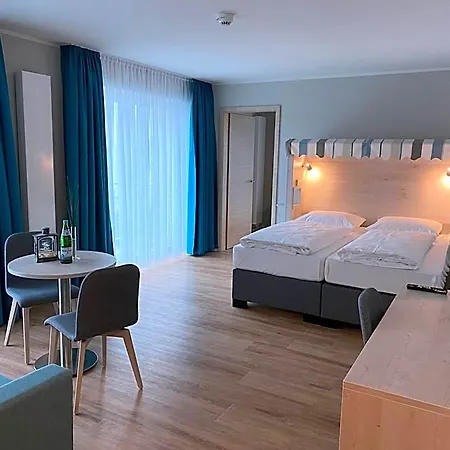 Beachside מלון 4*